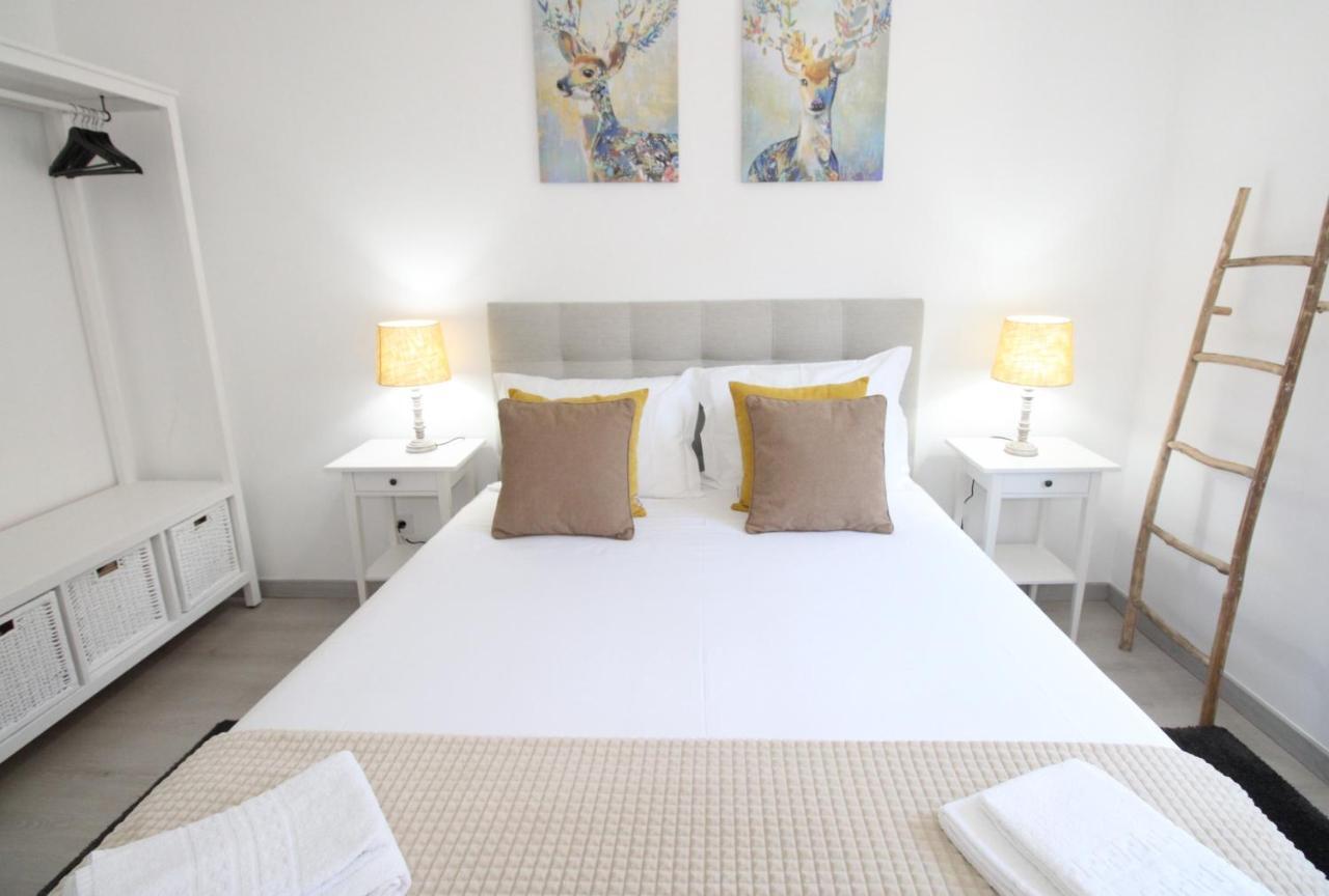 Apartamento Moderno Nas Olaias A 5 Minutos Da Faculdade Isel E Ist Lisbon Luaran gambar